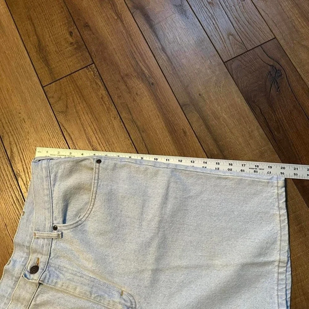 Vintage Lee Denim Jean Shorts Men's Size 38 Made‎ In USA Light Wash Jorts